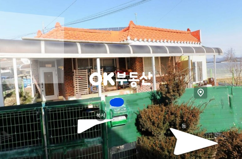 충남 천안동남구 수신면 발산리 ★급매 가격인하★천안 수신면 가성비 최강 1억대 농가주택 매매!평지에 버스정류장도 바로 집 앞에 위치하여 차량 운전없이 대중교통 이용도 편리한 주택입니다. 매매 매물번호 16950 사진 1