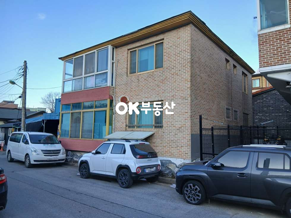 충남 아산시 용화동 아산시 용화동 생활 인프라 편한 2층 단독주택매매 ☆실내공간 넓고 층별 분리 가능☆ 주거용 및 다가구 활용•투자로 좋은위치 매매 매물번호 18612 사진 1